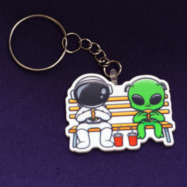 Alien And Astronaut 